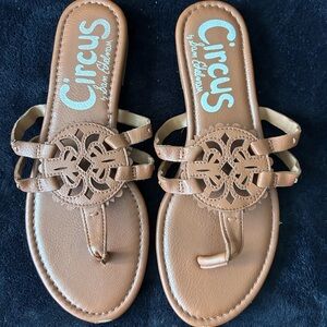 Circus by Sam Edelman Tan Braided Medallion Toe-Loop Slide Sandals